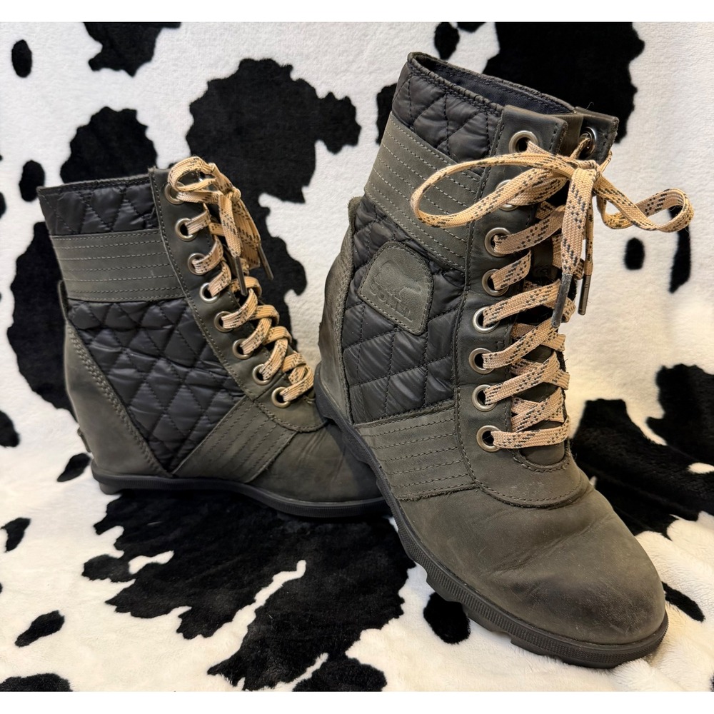 Sorel Joan of‎ Arctic Wedge II Quilted Boots Grey Black Women's 7.5 - Picture 7 of 8